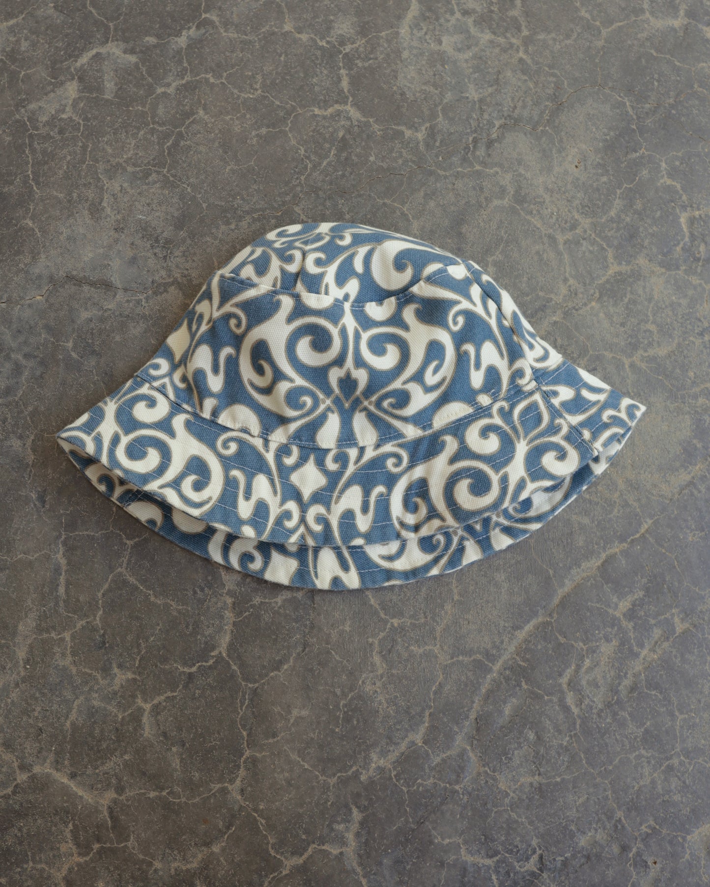 80s Bucket Hat - M