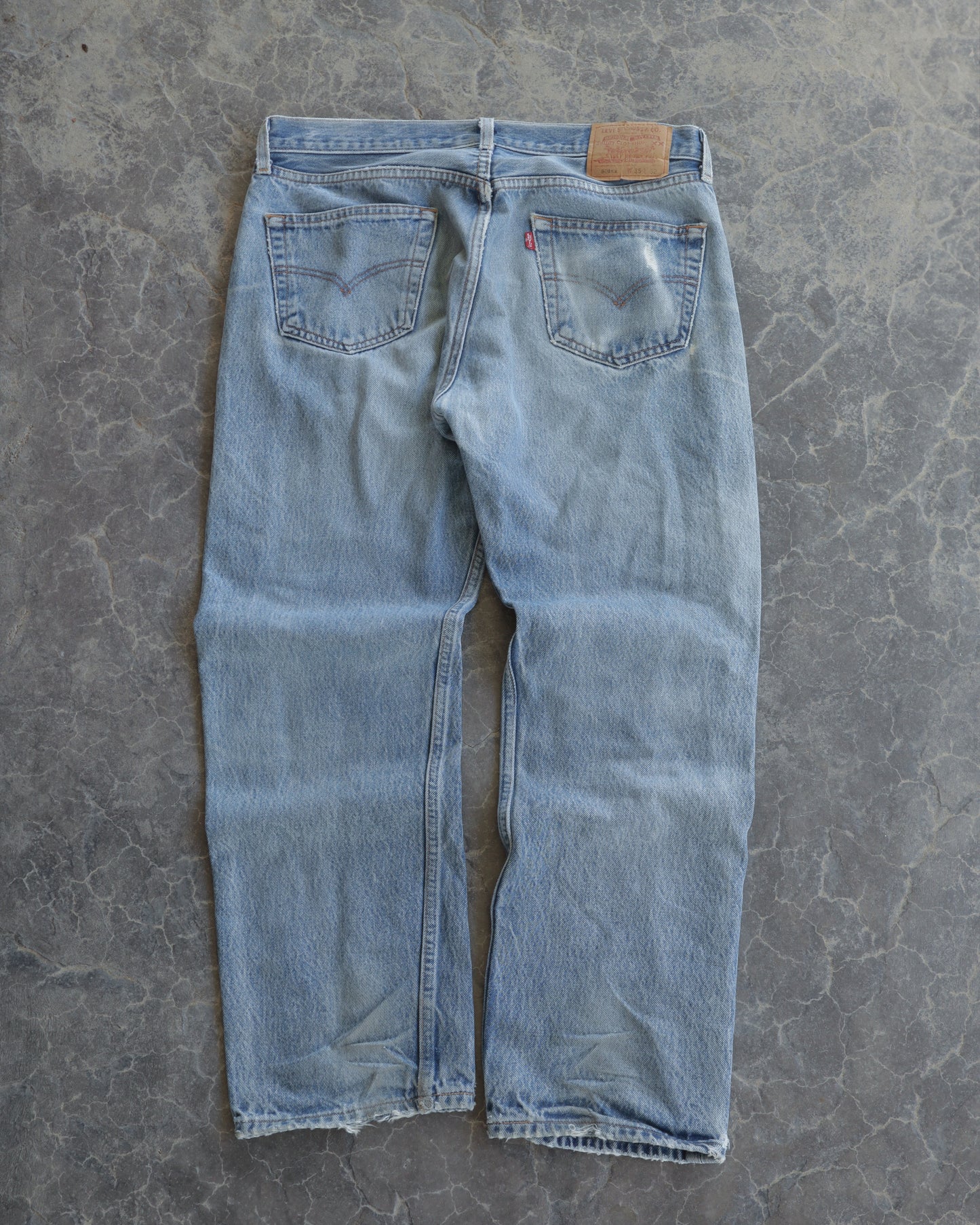 00s Levi’s 501xx Jeans - 35 x 32