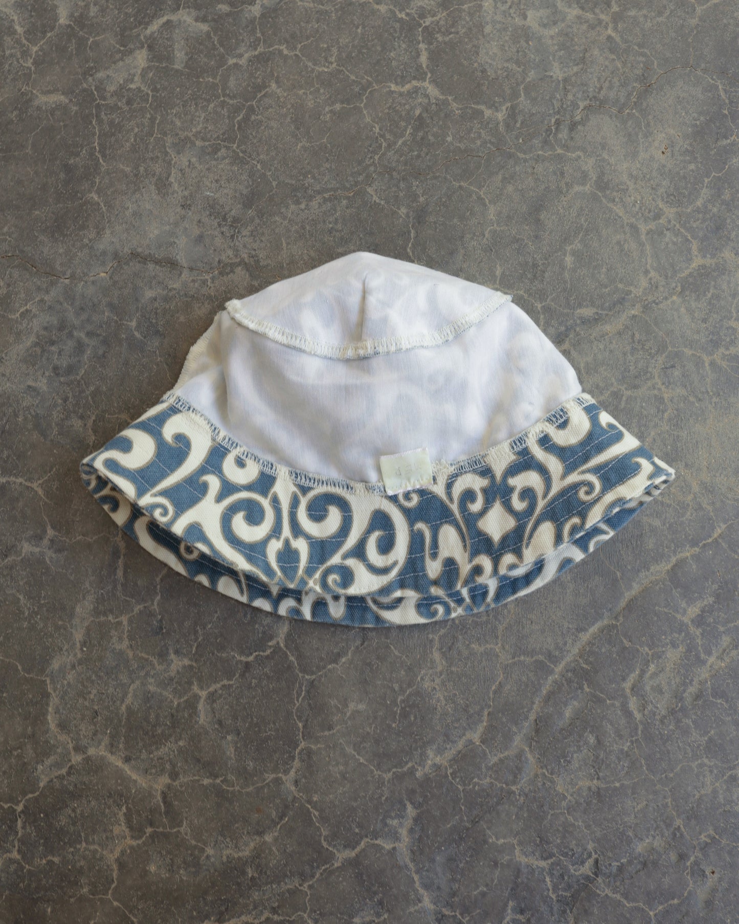 80s Bucket Hat - M