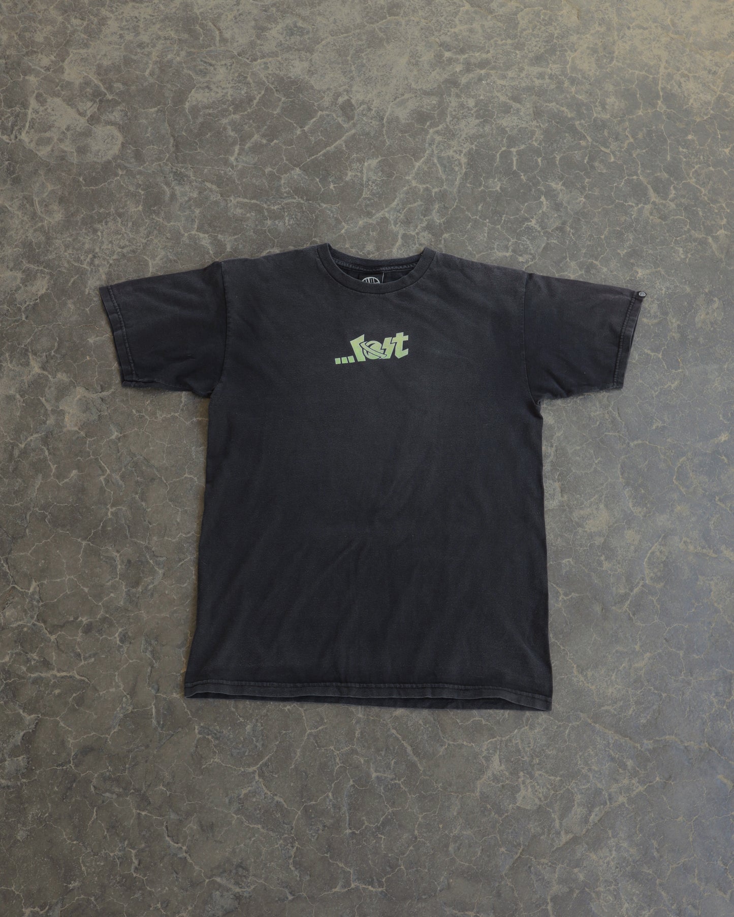 00s Lost Enterprise Surfer Girl Faded Black Tee - M