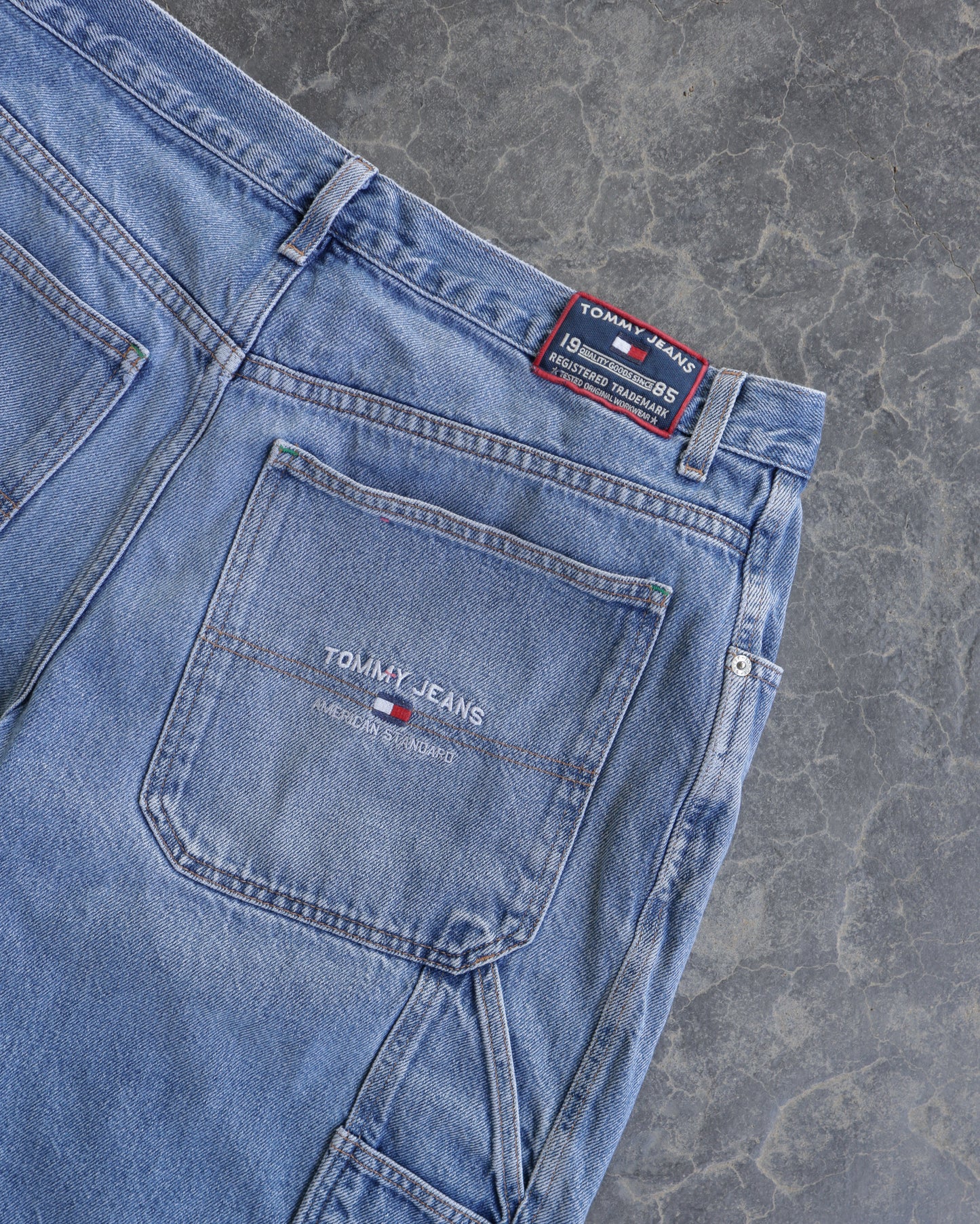 00s Tommy Hilfiger Baggy Denim Shorts - 36
