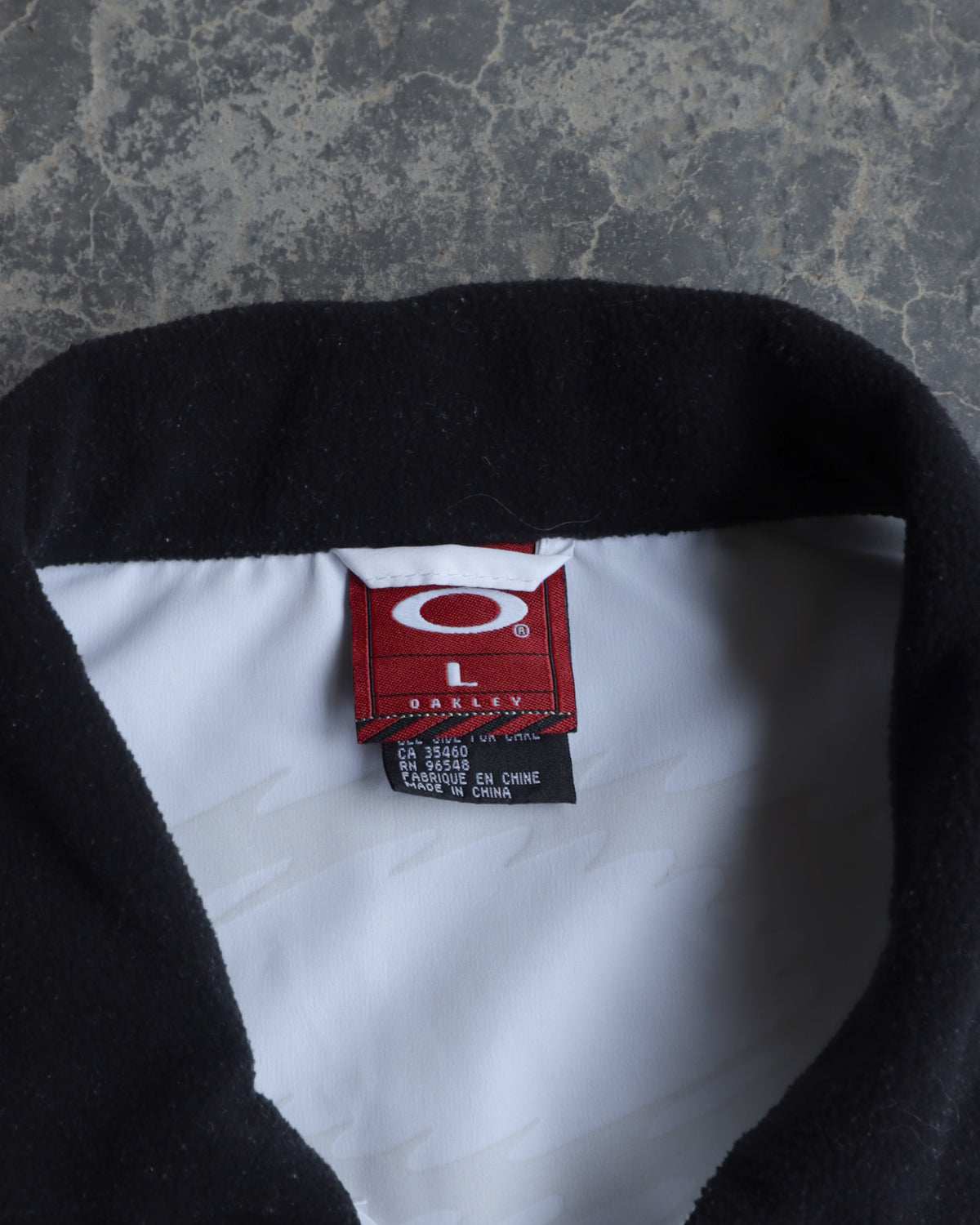 00s Oakley Sleeveless Vest - L