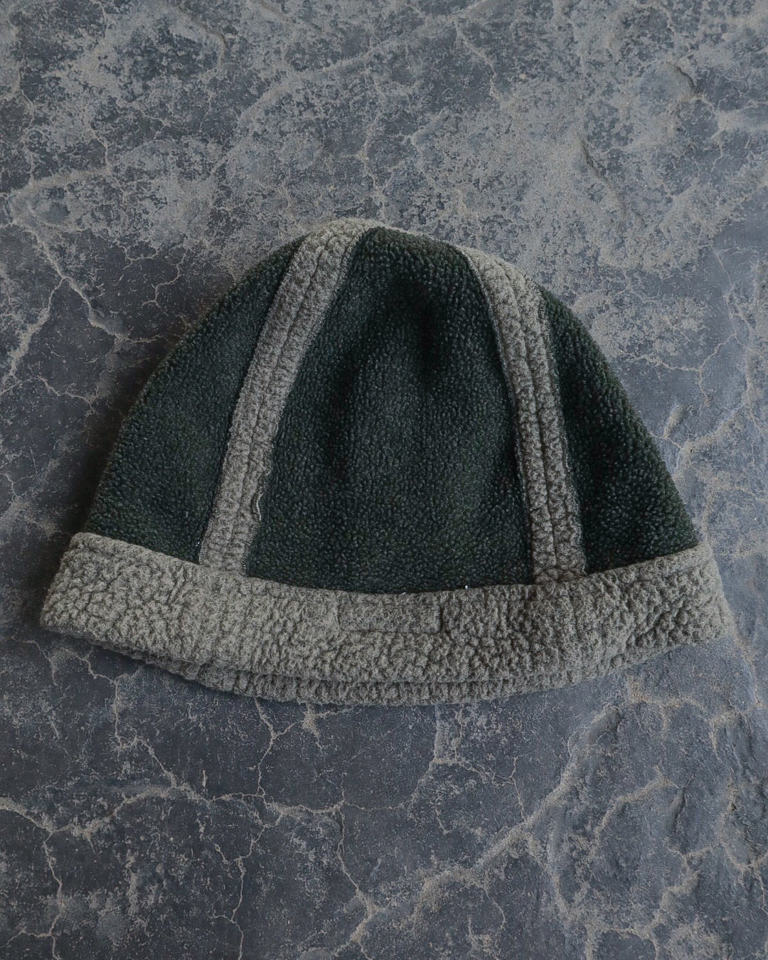 00s Reversible Prana Fleece Two Tone Beanie - OS
