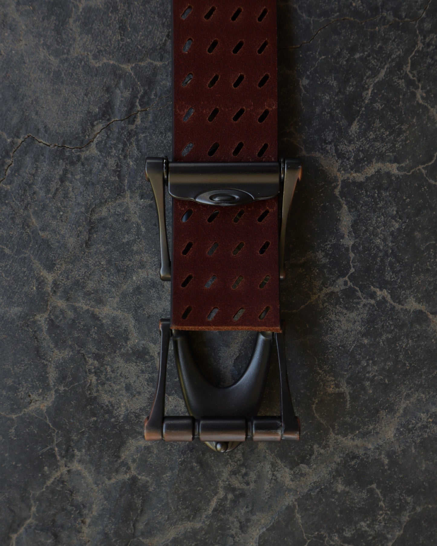 00s Oakley Leather Belt - OS