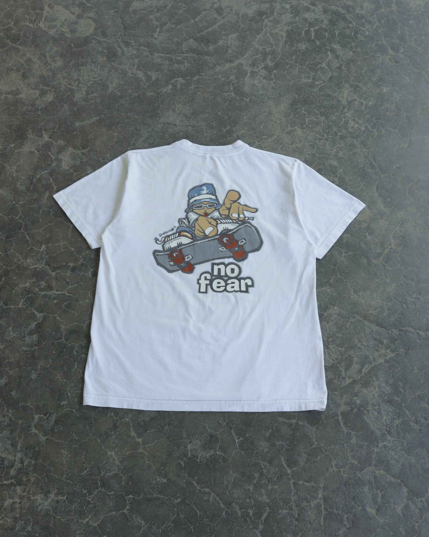 00s No Fear Bucket Hat Skater White Tee - L/XL