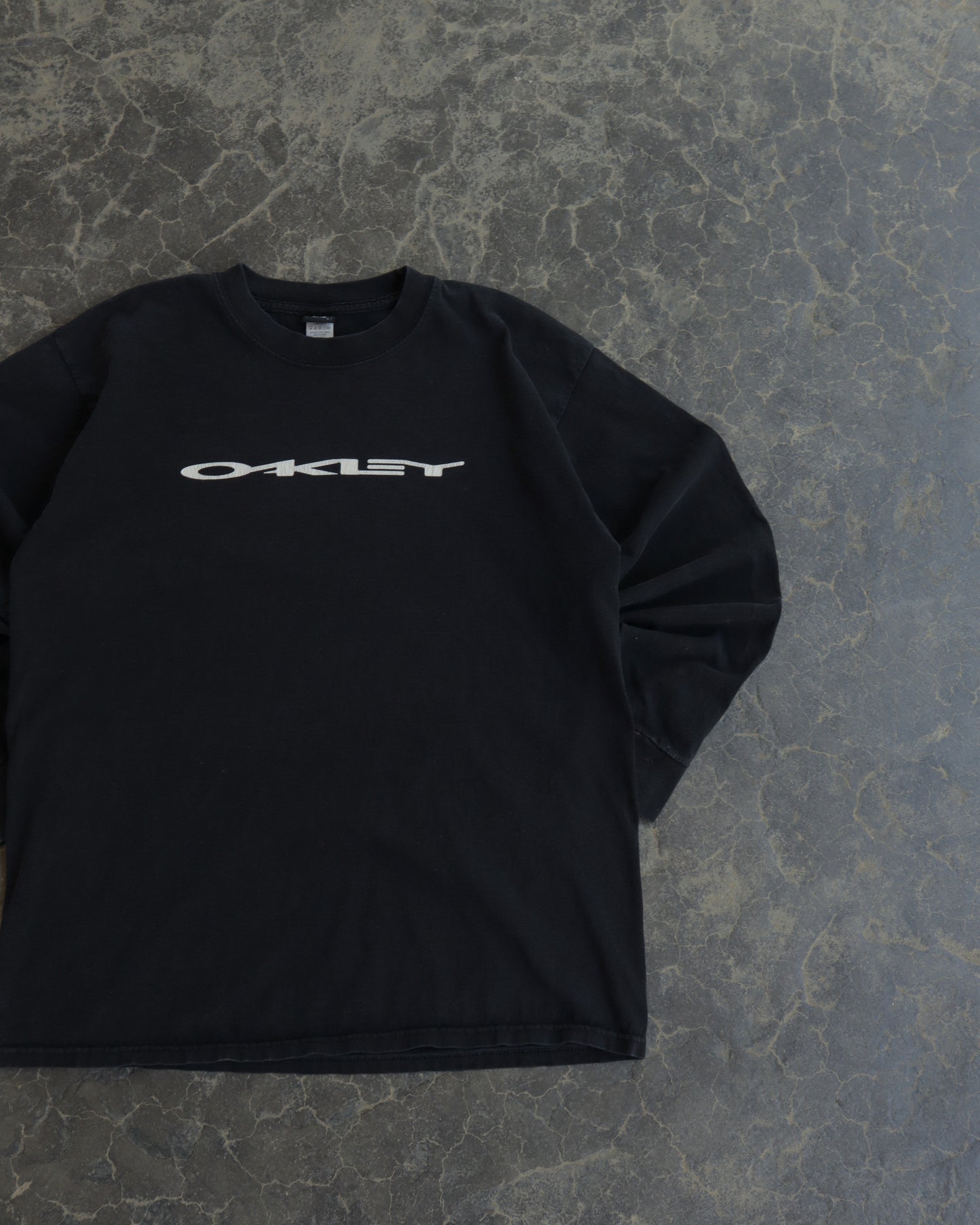 00s Oakley Long Sleeve Shirt - L