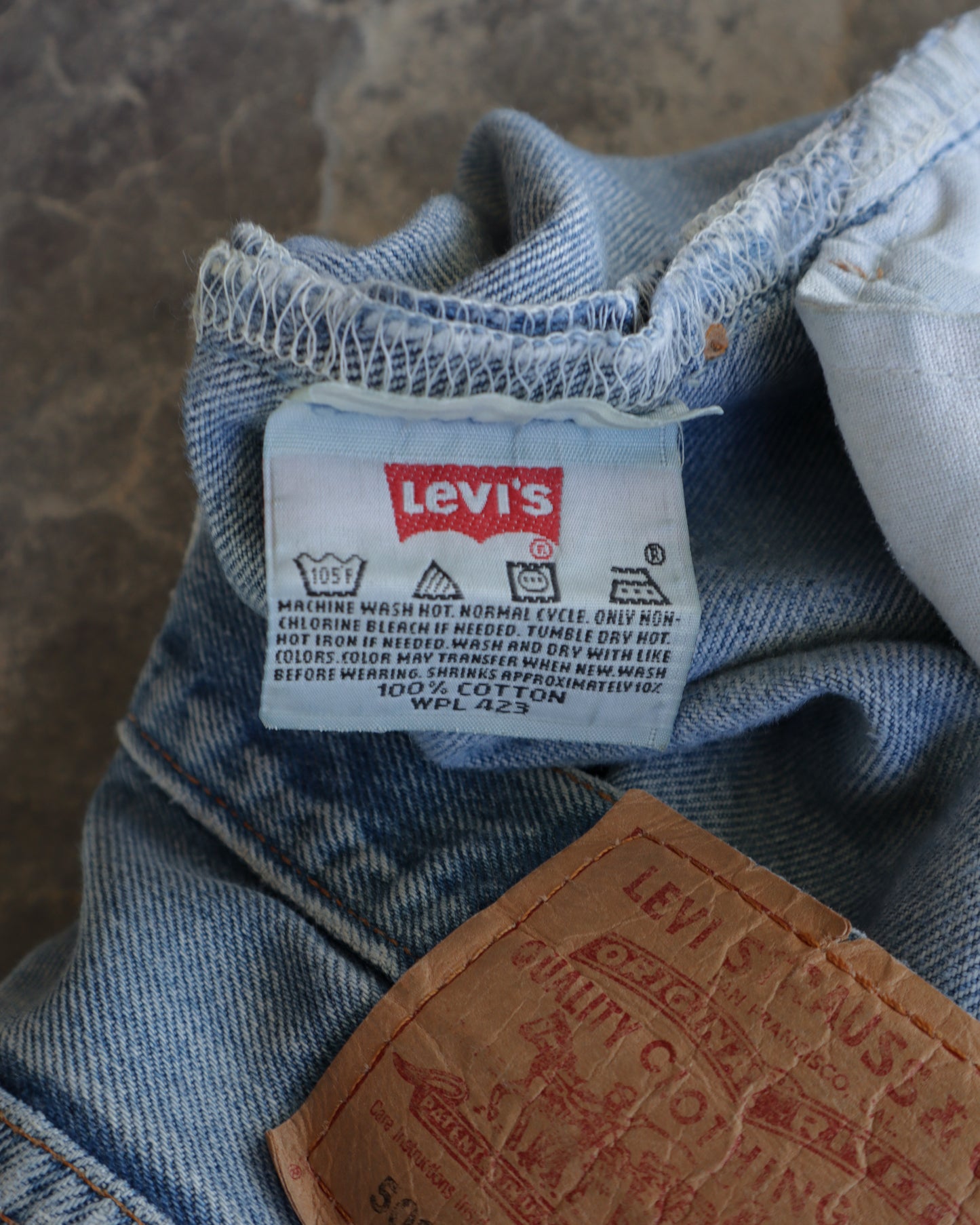 00s Levi’s 501xx Jeans - 35 x 32