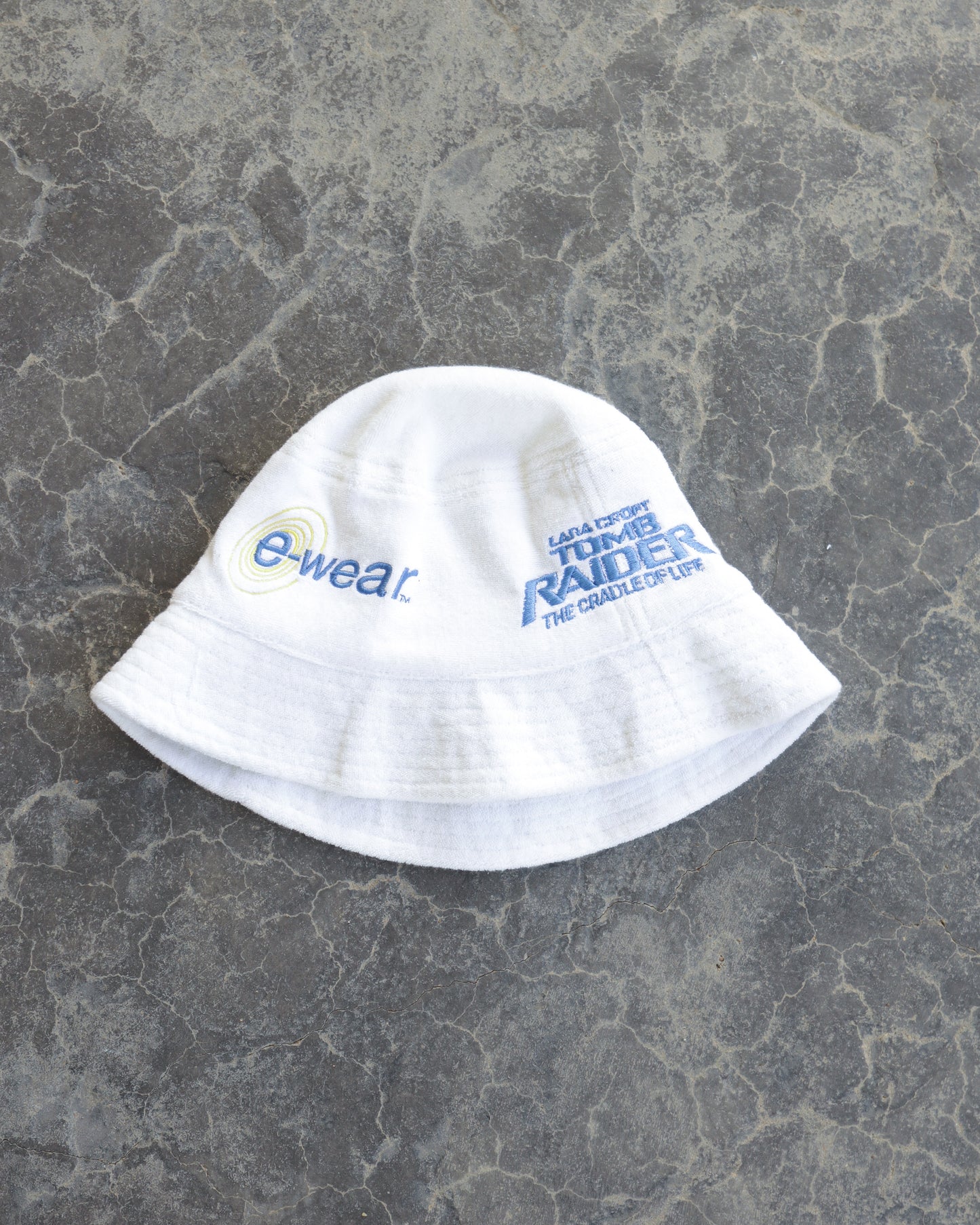 00s E-Wear Lara Croft Cradle Of Life Bucket Hat - M