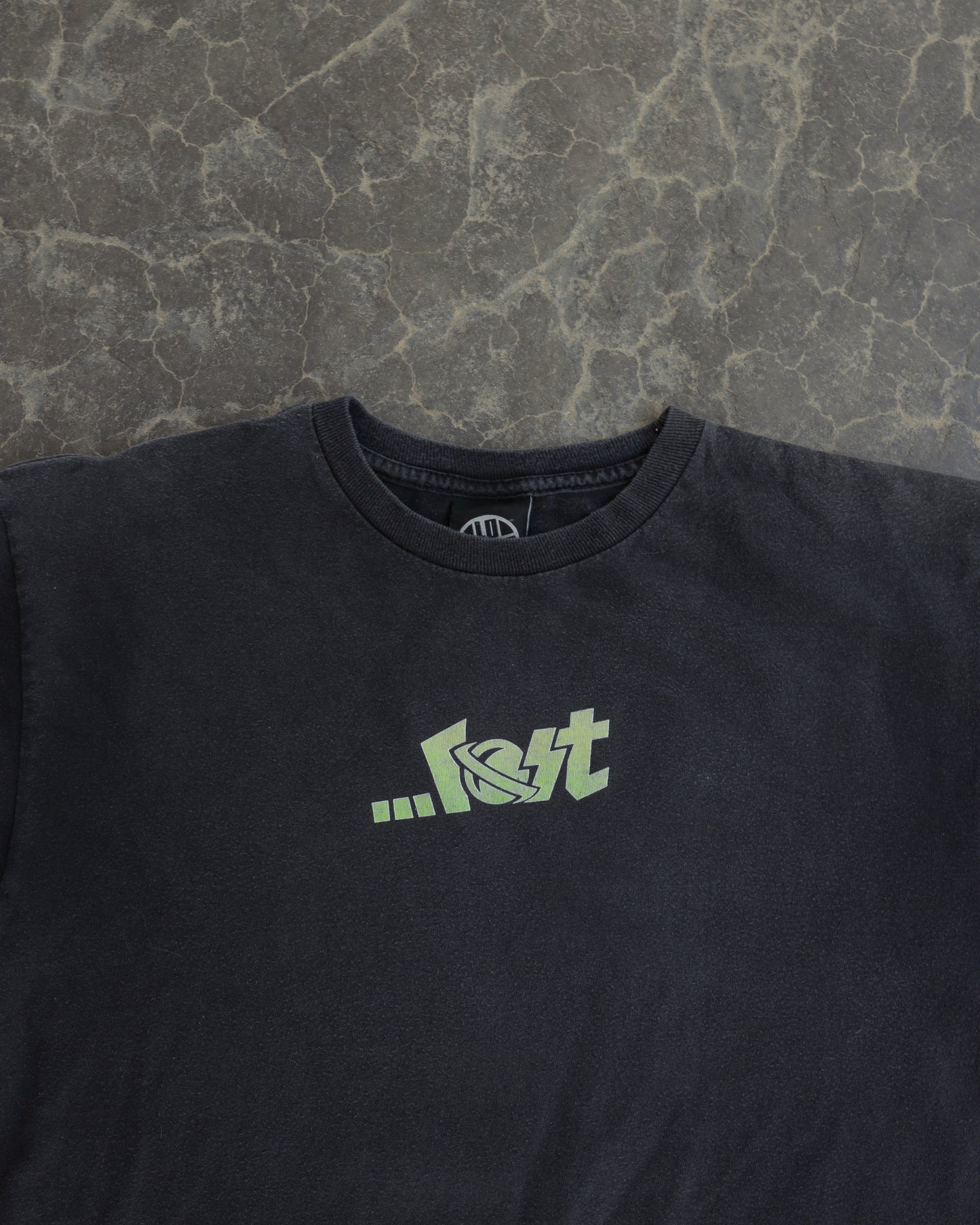 00s Lost Enterprise Surfer Girl Faded Black Tee - M