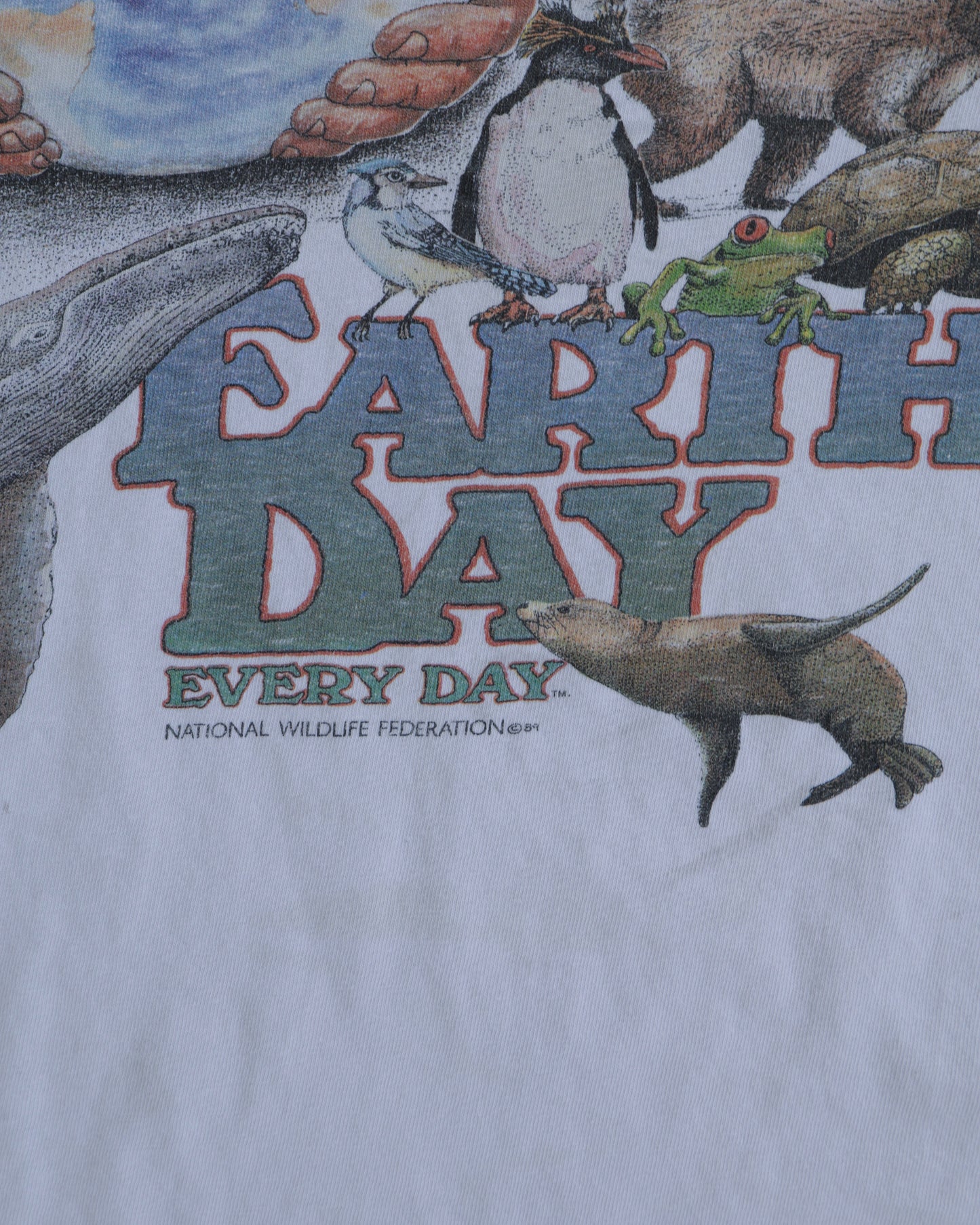 90s Wild Life Earth Day Boxy Fit White Tee - L