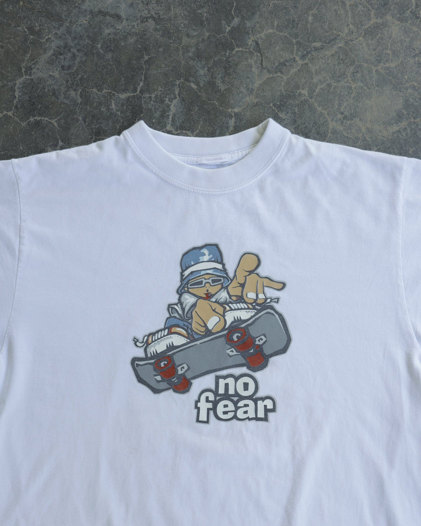 00s No Fear Bucket Hat Skater White Tee - L/XL