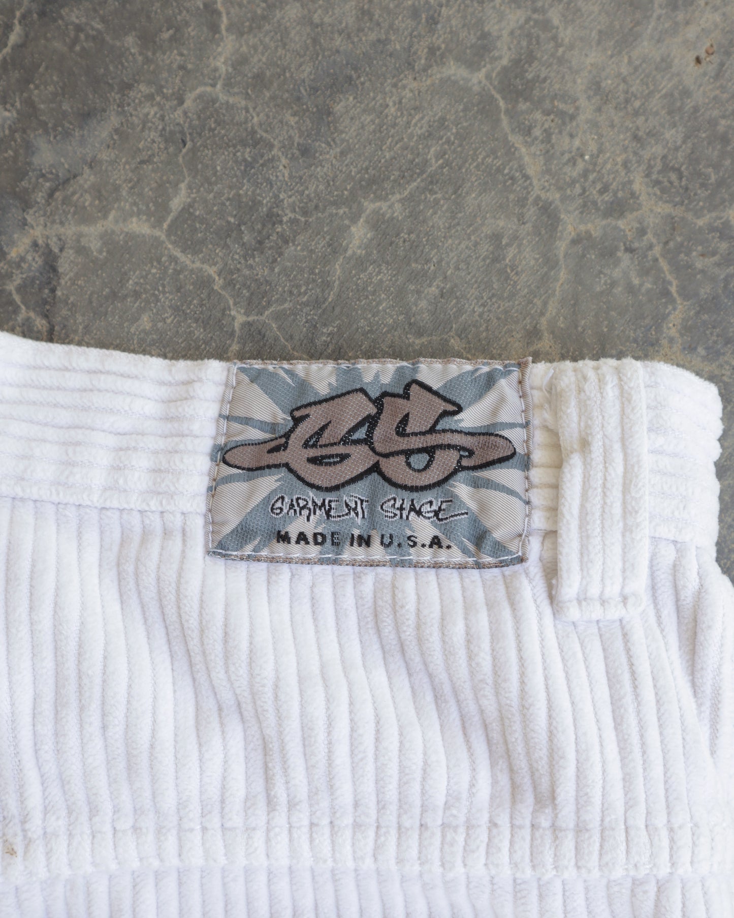 00s Garment Stage Corduroy Baggy Shorts - 36