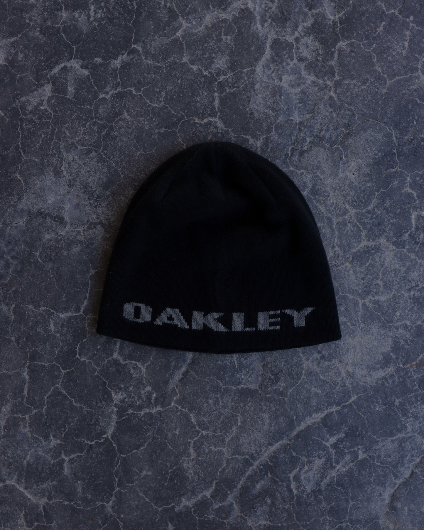 00s Oakley Spellout Black Beanie - OS