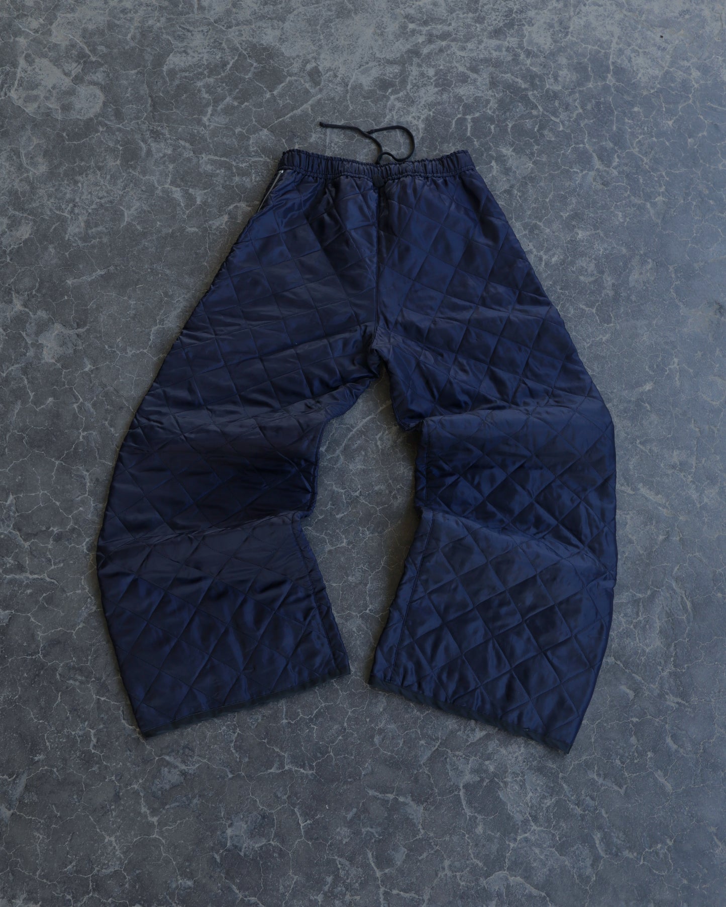 00s Dollhouse Quilted Navy Nylon Rave Pants - Women’s S/M