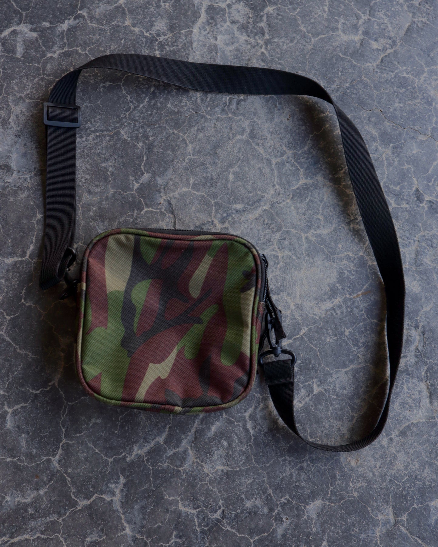 Modern Carhartt WIP Camo Shoulder Bag - OS