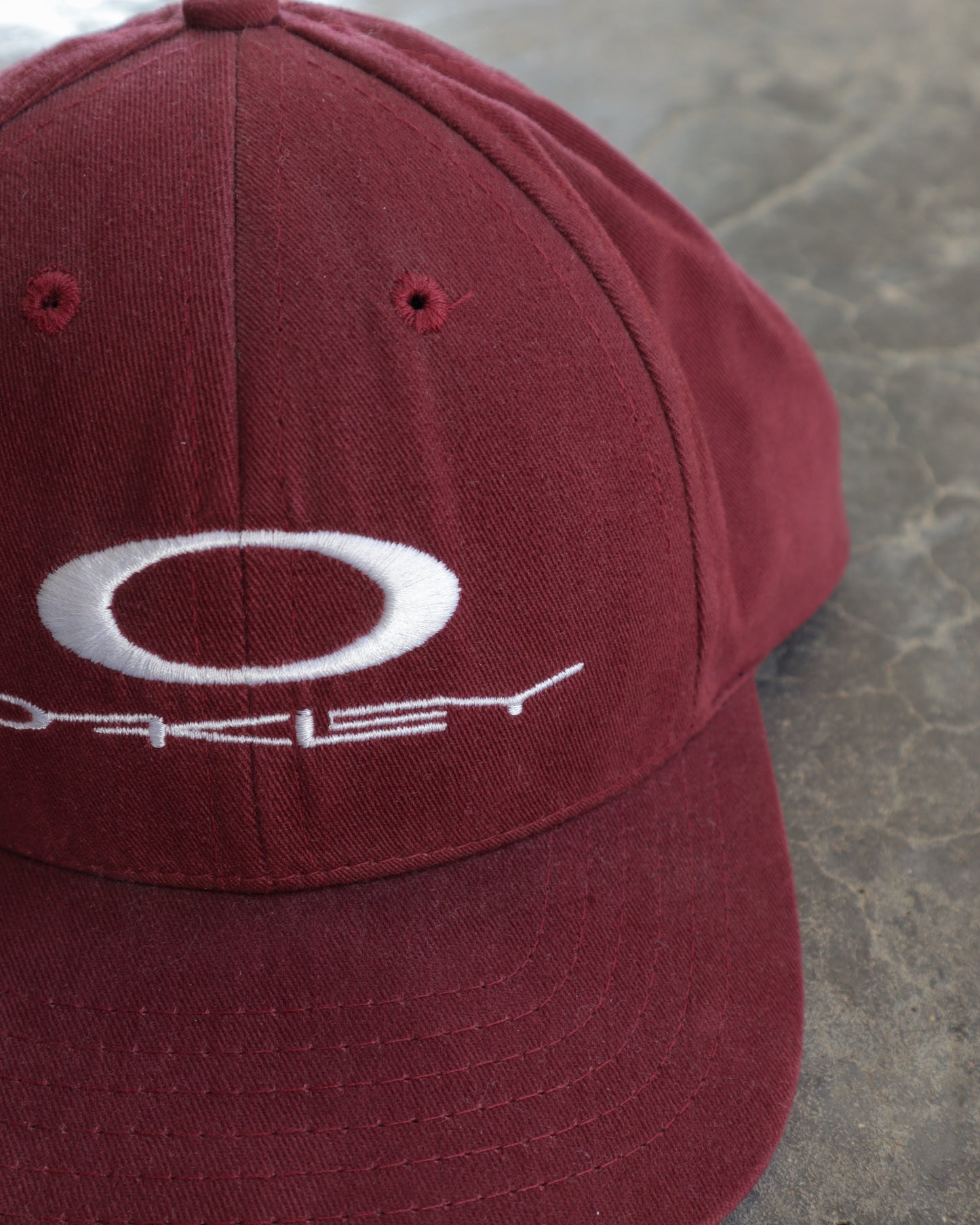 00s Oakley Software Burgundy Snapback Hat - OS