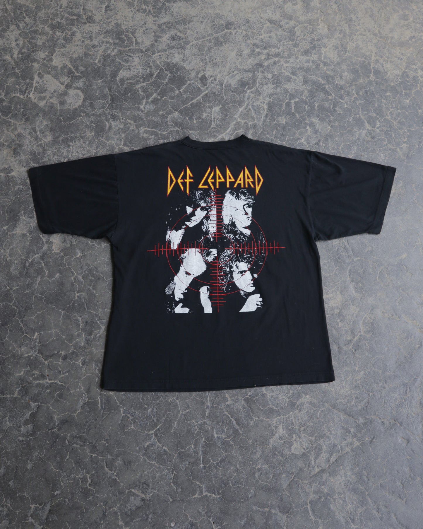 00s Def Leppard Tee - L