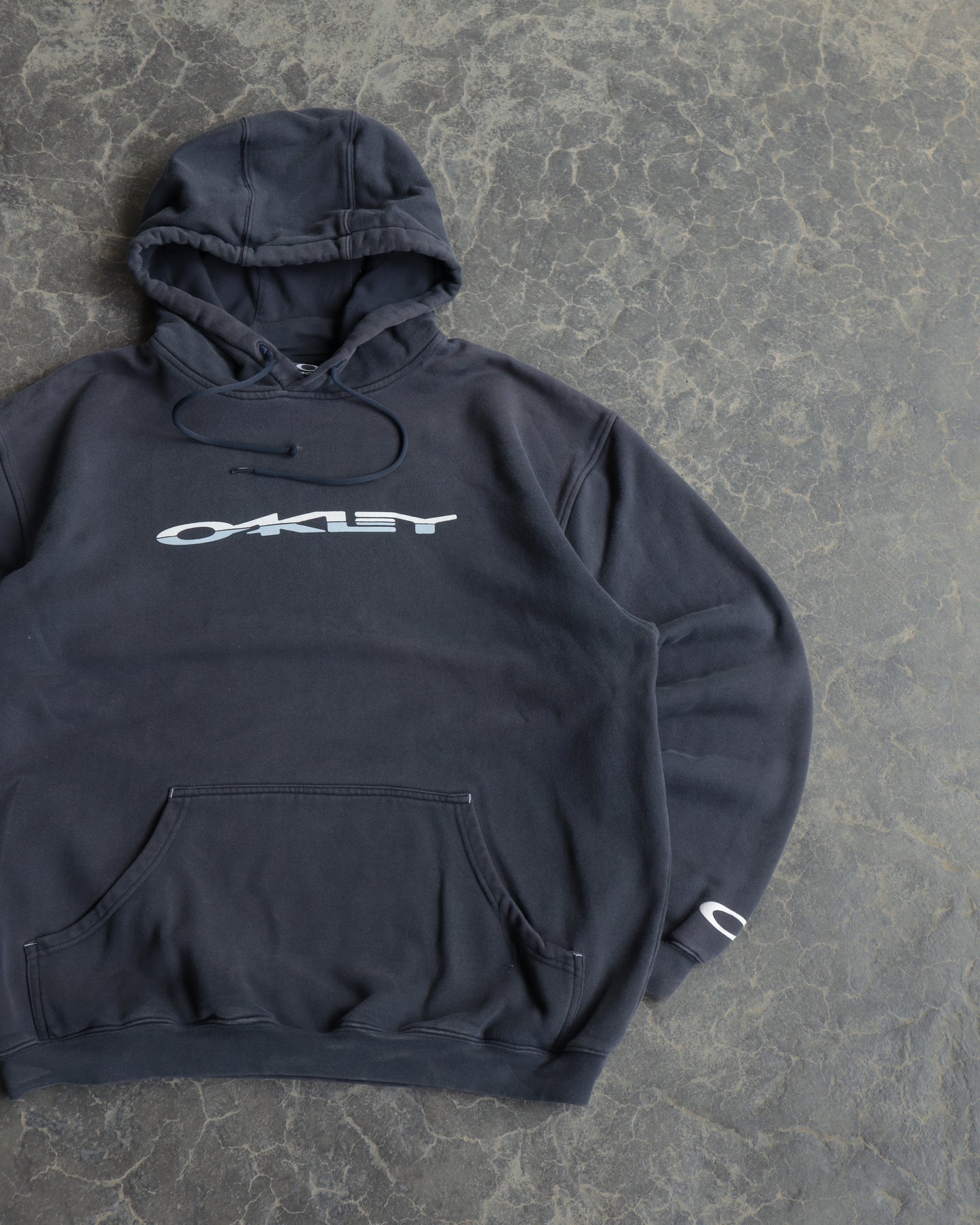 00s Oakley Hoodie - XL