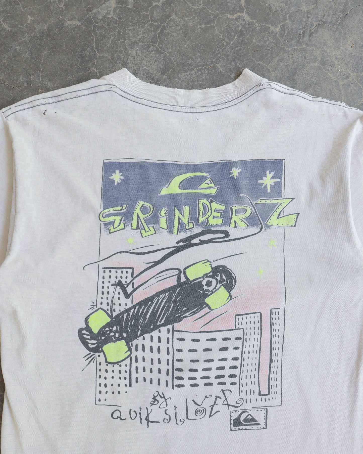 80s Quiksilver Grinderz Distressed Tee - M/L