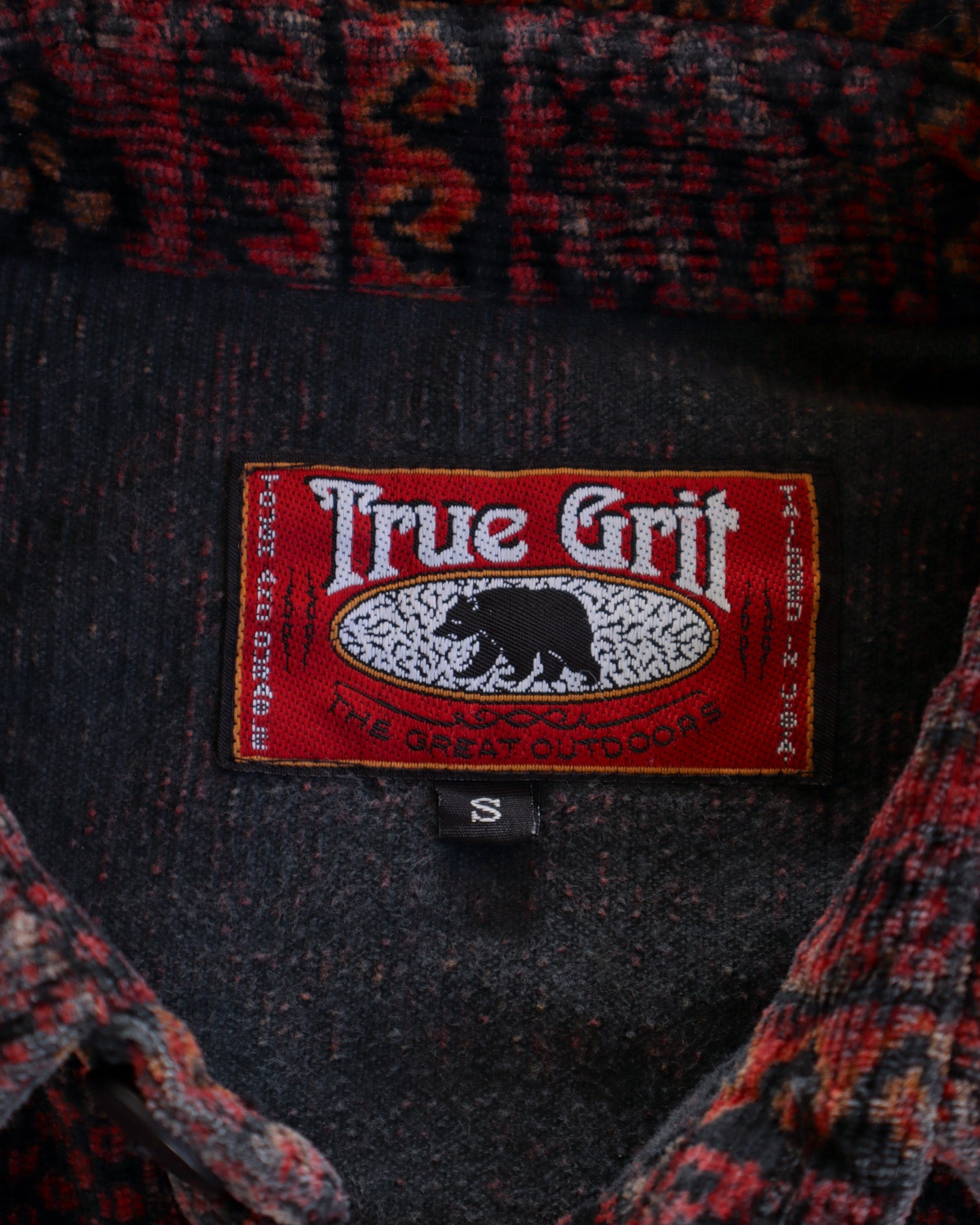 90s True Grit Red Aztec Print Oversized Button Up Shirt - S