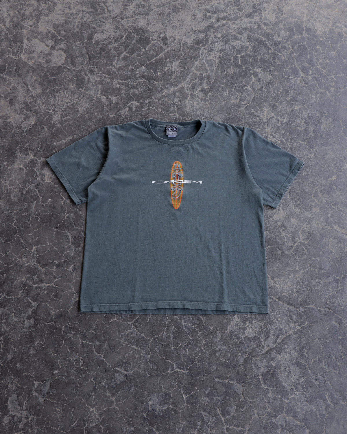 00s Oakley Software Surfboard Tee - XL – Cozy & Fitted Curations