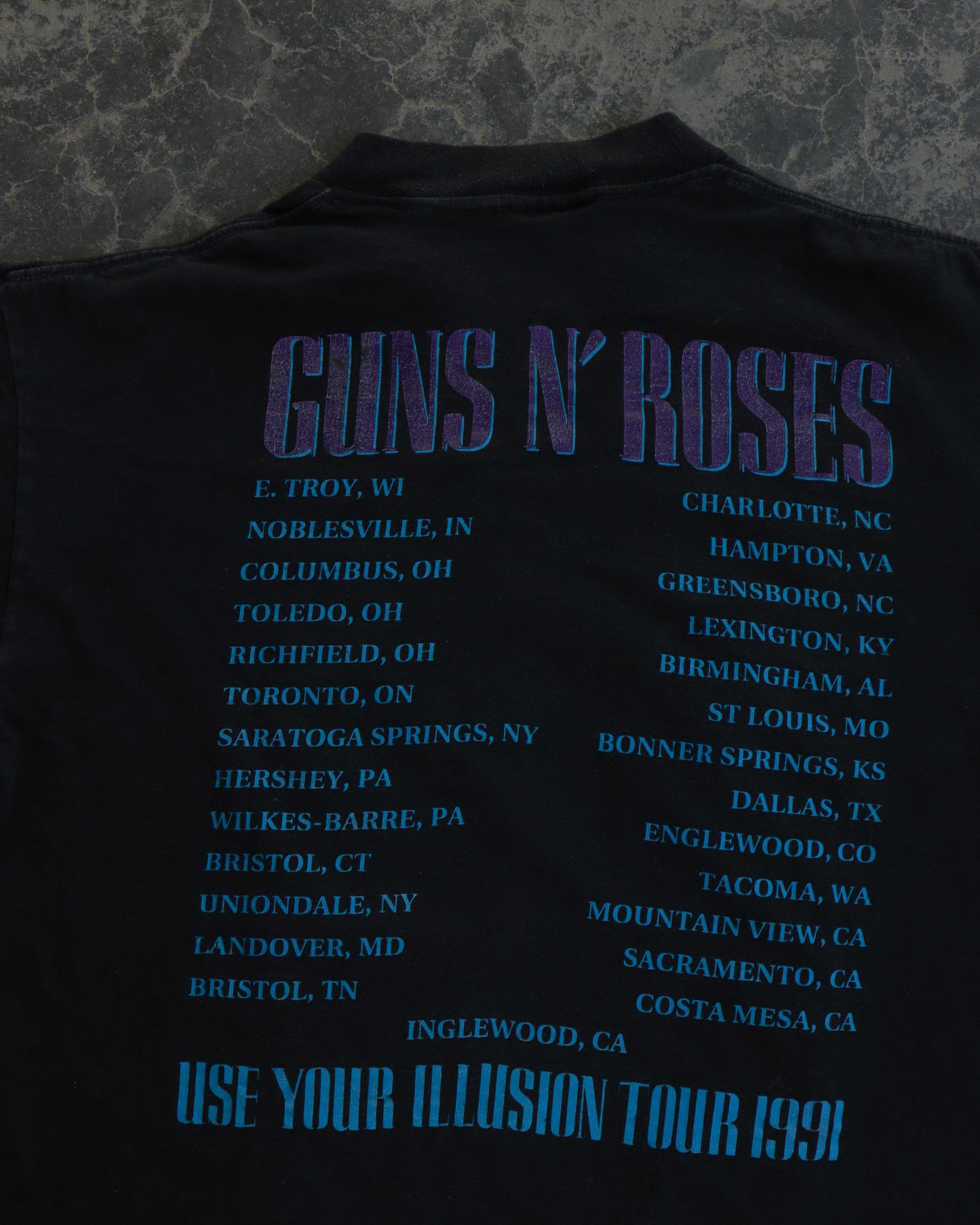 90s Guns N’ Roses Use Your Illusion Tour Tee -  L