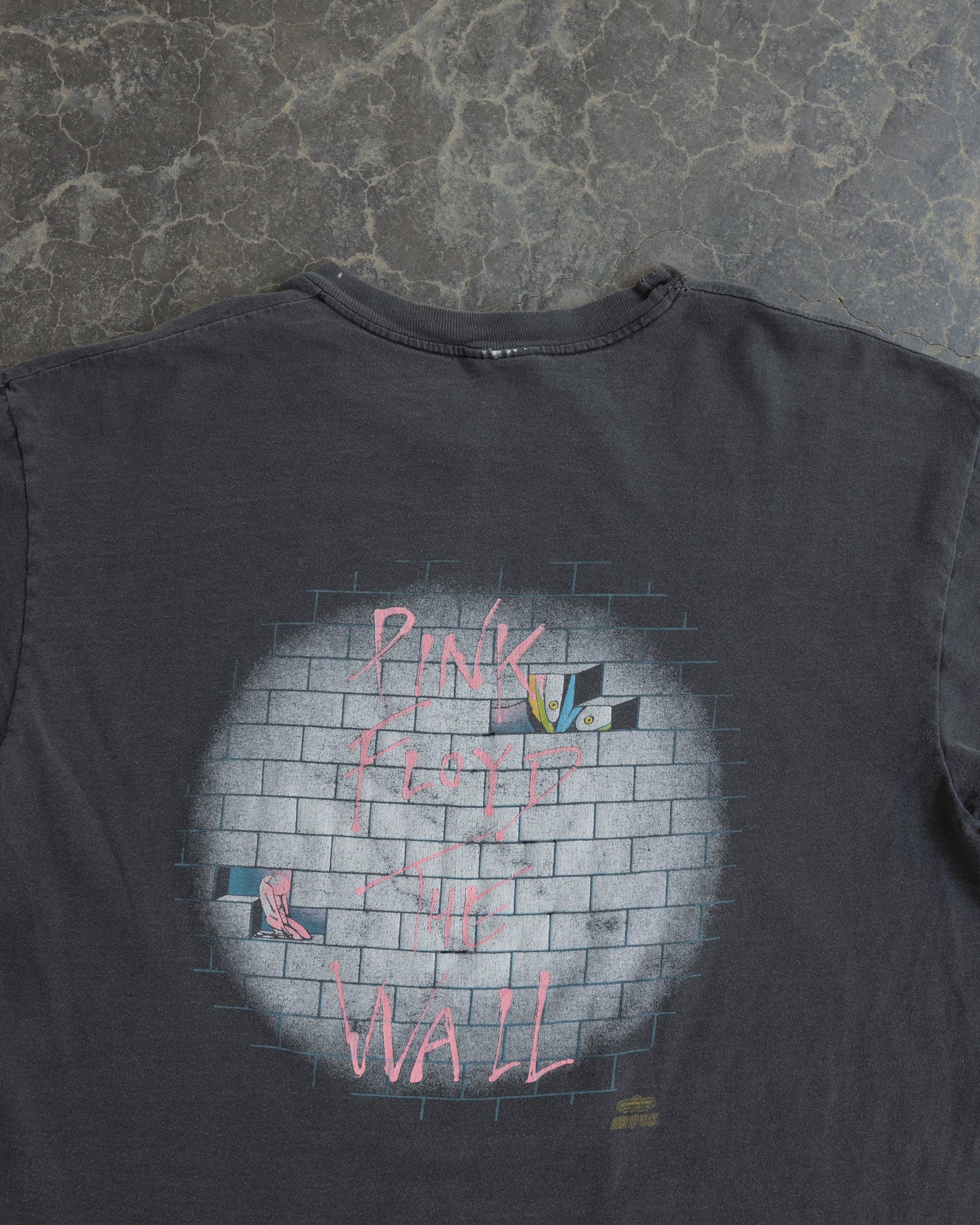 90s Pink Floyd The Wall Distressed Faded Black Tee - L