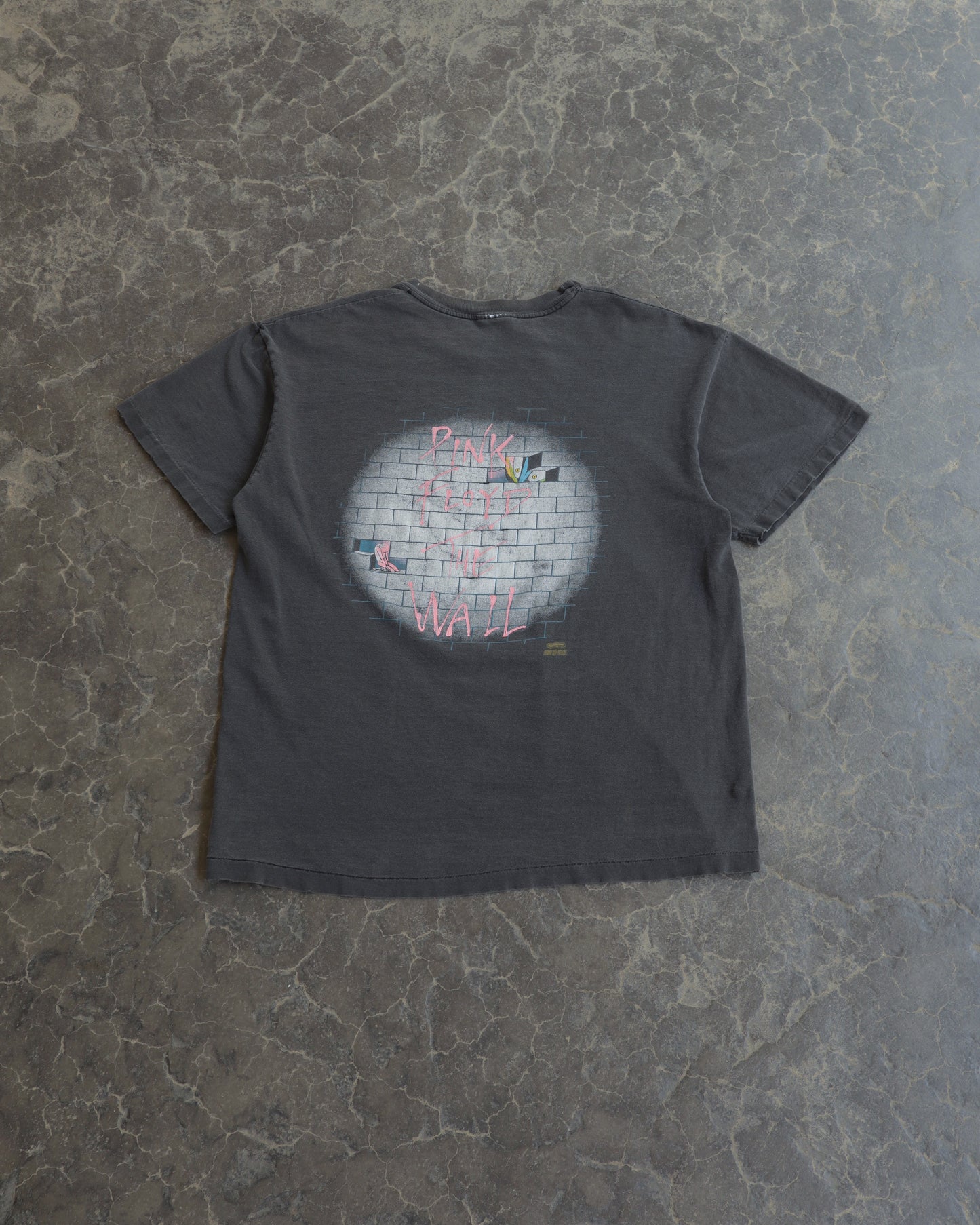 90s Pink Floyd The Wall Distressed Faded Black Tee - L