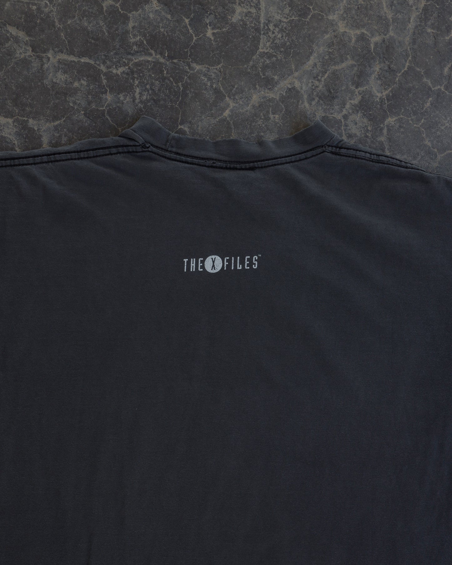 90s X-Files The Truth is Out There Faded Tee -  L