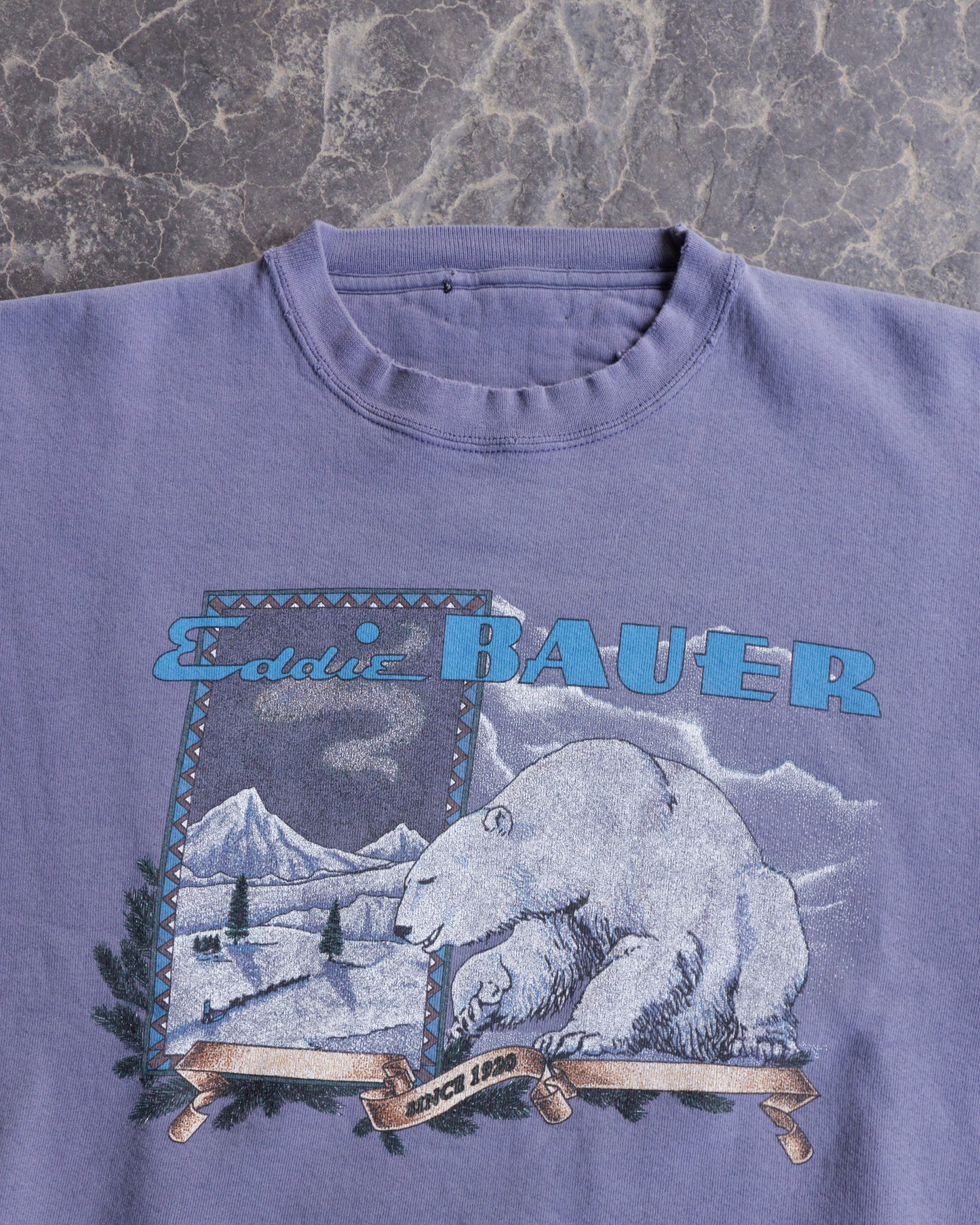 90s Eddie Bauer Polar Bear Faded Purple Crewneck Sweatshirt - L