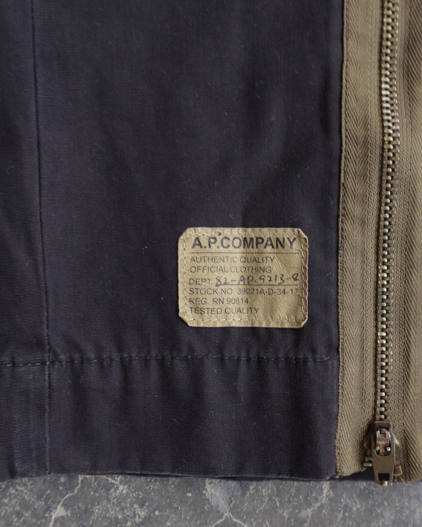 00s AP Company Navy Pants - 30 x 30